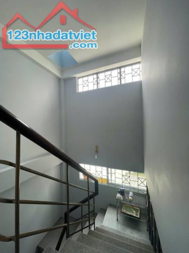 Bán nhà đường Ngô Gia Tự, Phường 4,  Q.10 - 48m2 -  4 tầng - Giá 6,8 tỷ - 3