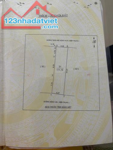 Bán nhà 5 tầng gần 112m2 mặt đường Trần Phú, TP Vinh