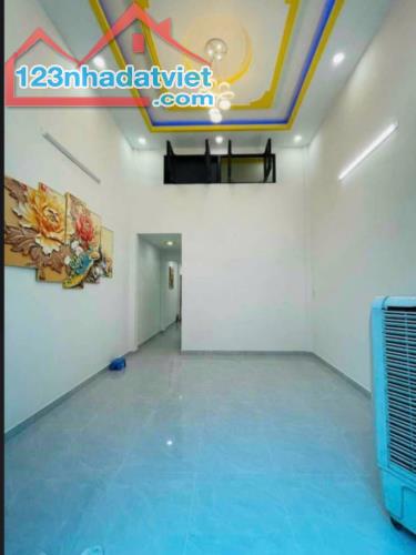 Bán nhà HT17 - Nguyễn Ảnh Thủ 4x16m - trệt lửng Quận 12 giá rẻ 3.8 tỷ