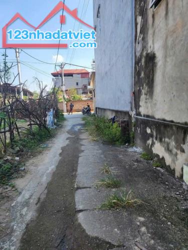 Bán lô đất Thôn Chôi, xã Đông Xuân, Sóc Sơn, Hà Nội. DT: 100m2, giá 2x triệu - 1