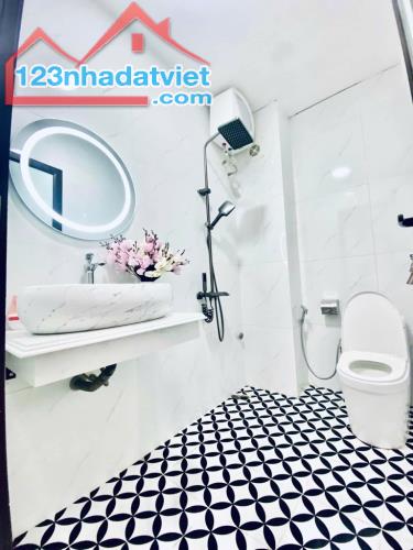 Bán nhà đẹp 4 tầng Minh Khai, sổ đỏ 48m2, Full nội thất 9,2 tỷ - 3