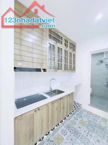 Bán căn hộ TT mặt phố Nguyễn Văn Tố,Hoàn Kiếm, 72m2, 2 ngủ, 2wc, 2 ban công, giá 5,1 tỷ - 3