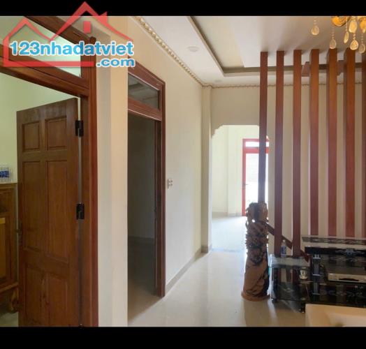 🏡 CHO THUÊ NHÀ NGUYÊN CĂN MẶT TIỀN ĐƯỜNG NGÔ THỊ SỸ, P4, ĐÀ LẠT, 18tr - 1