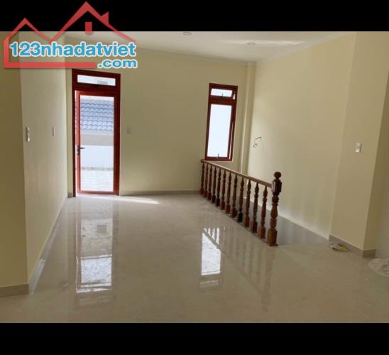 🏡 CHO THUÊ NHÀ NGUYÊN CĂN MẶT TIỀN ĐƯỜNG NGÔ THỊ SỸ, P4, ĐÀ LẠT, 18tr - 3