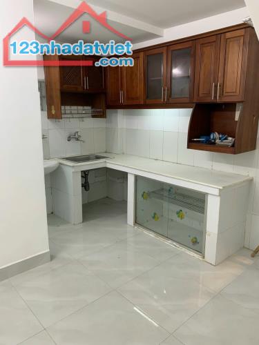 BÁN NHÀ - HẺM XE HƠI - Trương Công Định - TÂN BÌNH - 2 LẦU MỚI ĐẸP - 32M2 - 2.8Ty - 5