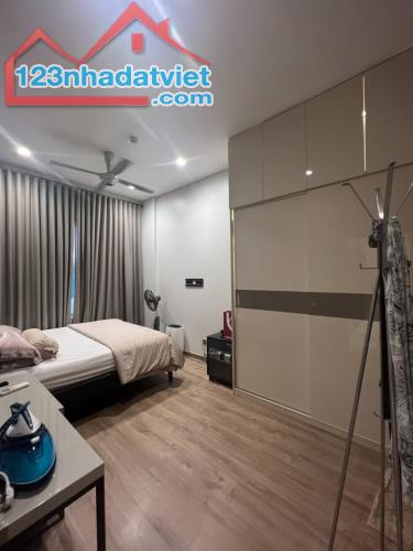 Cho thuê căn hộ tầng trệt LakeView Thủ Thiêm 3PN - 3