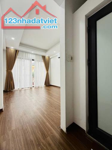 NHÀ ĐẸP KHƯƠNG TRUNG THANH XUÂN Ô TÔ ĐỖ NGÕ THÔNG KINH DOANH ĐỈNH CHỈ 9.8 TỶ. - 2