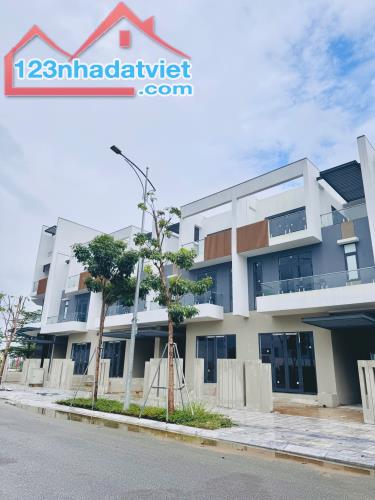 Chỉ với 1.75 tỷ sở hữu ngay nhà phố 3 tầng đường Hoàng Quốc Việt, gần TTTM Aeon Mall Huế - 2