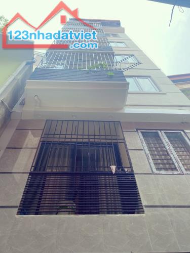 TÒA CHDV TRIỀU KHÚC NGÕ Ô TÔ 60M2 8 TẦNG 12 PKK GIÁ CHỈ HƠN 11 TỶ