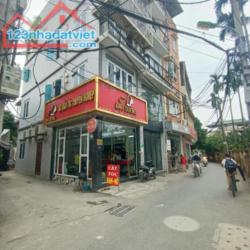 NHÀ ĐẸP PHÚ ĐÔ 40 m² - 6 TẦNG - THANG MÁY - NHÀ MỚI TINH - GẦN Ô TÔ - GIÁ 7.x tỷ