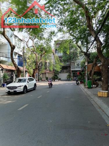 🍁CHÍNH CHỦ CẦN BÁN GẤP BIỆT THỰ ĐẸP TRONG KHU ĐỊNH CƯ 360M NB 💰. Giá 33 tỷ Tl