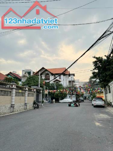 🏡🏡🏡 NHÀ 4 TẦNG HẺM XE HƠI TRÁNH .ĐƯỜNG CMT8 .P7 .TB ....DT 76M ....💸💸💸 10TỶ - 1