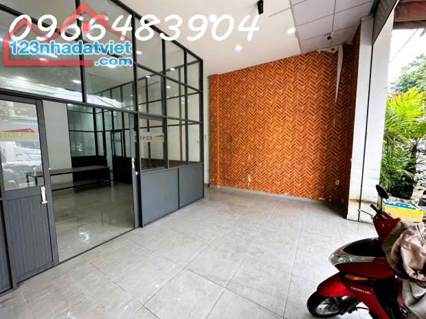 Cho thuê nhà 140m2 hẻm xe tải đường 18 - Hiệp Bình Chánh