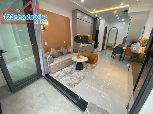 Bán Nhà Nguyễn Văn Đậu 40m2, 3 P.Ngủ, sát Hẻm Ô tô Nhỉnh 5 Tỉ