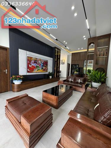 Căn Nhà tuyệt đẹp Tại Trung Tâm Thị Trấn Diên khánh #260m2 ngang 10m , vị trí đắc địa - 1