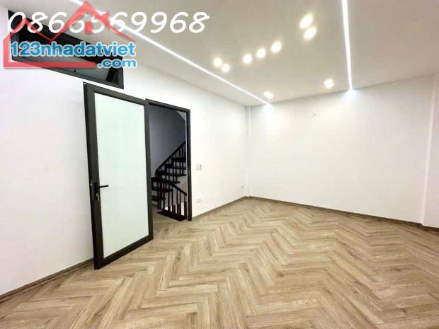 NHÀ ĐẸP Ở NGAY, 53/55M x 6T, Ô TÔ 5 TẠ VÀO NHÀ, SÁT HỒ, QUAN NHÂN, THANH XUÂN, 10.75 TỶ - 1