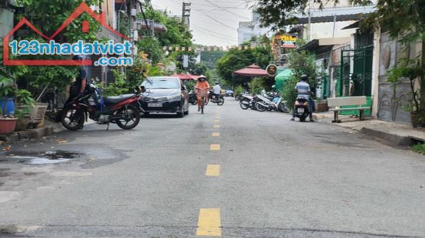 Nhà Nguyễn Oanh - Khu cư xá Lam Sơn, P17, GV. DT: 5,2m x 17m trệt 2 lầu ST, giá 9,6ty TL