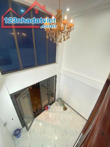 Dành cả THANH XUÂN để tìm căn nhà 48m², giá nhỉnh 7 tỷ.