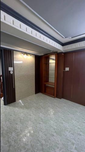 Bán nhà hẻm Nguyễn Tiểu La, Quận 10, 30m2 /4 tầng / 4 Phòng Ngủ giá 5,8 tỷ - 3