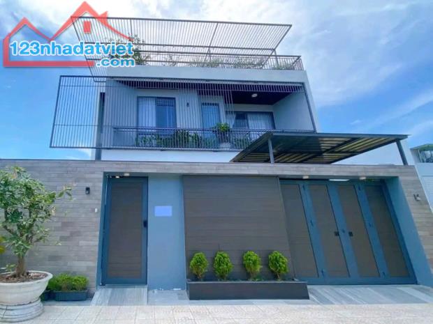 VILLA SƠN TRÀ - 150m2 Ngang 10m - Dòng Tiền Ổn Định 50tr/tháng