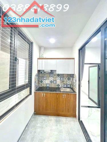 TÒA CHDV VƯƠNG THỪA VŨ, DÒNG TIỀN GẦN 1.5 TỶ/NĂM, PHÂN LÔ Ô TÔ, 87M x 7T, 25.9 TỶ - 3