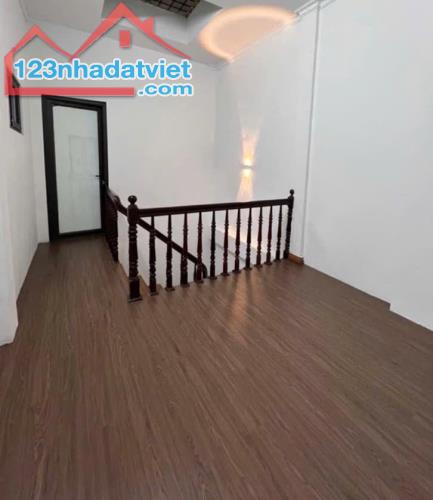 BÁN NHÀ DÂN XÂY PHỐ TRẦN NHẬT DUẬT, HÀ ĐÔNG, GẦN HỒ, DT 48M2, - 2