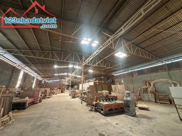 BÁN KHO, NHÀ XƯỞNG TRẢNG DÀI, SỔ HỒNG RIÊNG 969m2, ĐƯỜNG RỘNG 10m THÔNG THOÁNG - 1