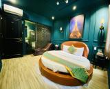 Gấp bán Khách sạn 7 tầng, Bạch Đằng, Tân Bình, dt 140m2, thu nhập 250 tr/tháng.