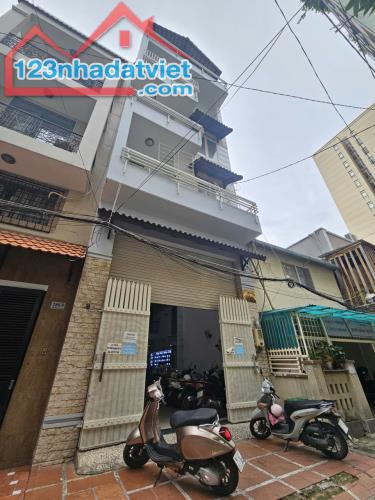 Bán nhà hẻm xe tải đường Trần Hưng Đạo, Q1: 5,6m x 18m, 5 tầng, HĐT: 90 triệu/th, Giá 29t - 2