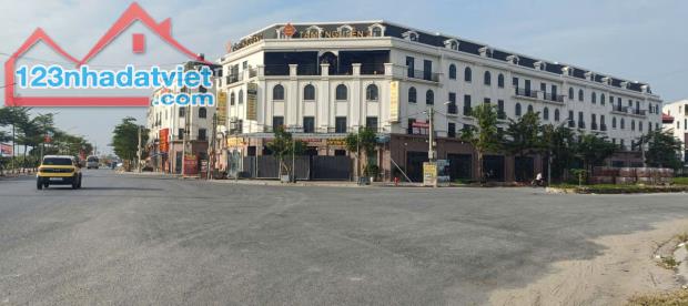 Liền kề Sơn Đồng Center 84m2-5 tầng, Vỉa hè ô tô tránh, giá 12.1 tỷ - 1