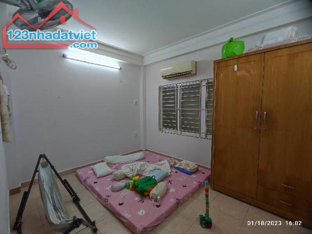 Nhà CMT8 khu sầm uất quận 3 phường 10 - 2