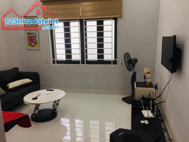 Quận 3 - Cách Mạng Tháng 8 - 32M - 3PN - Nhỉnh 5 Tỷ