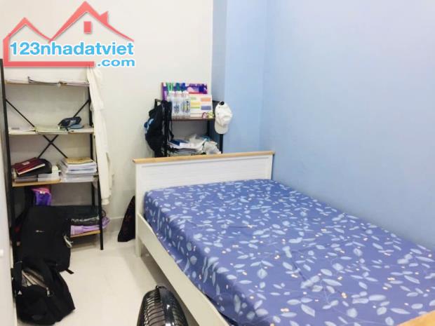 Quận 3 - Cách Mạng Tháng 8 - 32M - 3PN - Nhỉnh 5 Tỷ - 1