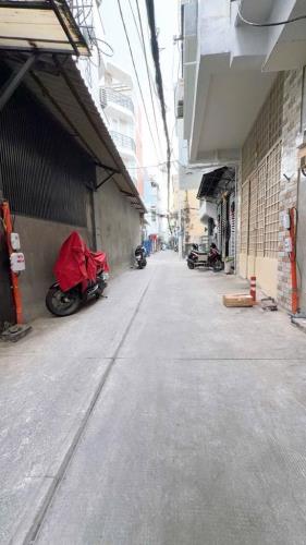 Trung tâm Q.3 - Nguyễn Đình Chiểu - 4 tầng đẹp lung linh - 45m2 - chỉ 8.xty - 4