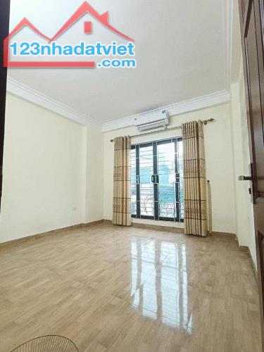 DÂN XÂY LÊ Q ĐẠO 6.1TỶ/37M.MT4M. GẦN PHỐ, GẦN Ô TÔ 3 GÁC ĐỖ CỬA. HÀNG XÓM BIẾT THỰ. DÂN - 2