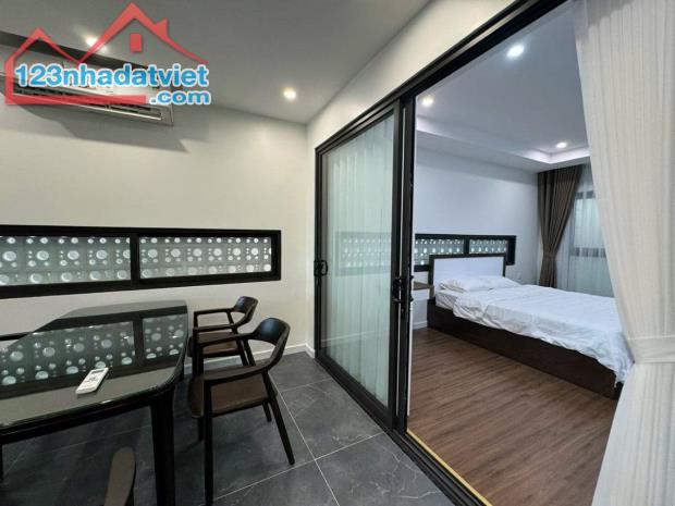 TOÀ NHÀ MẶT HỒ TÂY - NGÃ 5 ĐẸP NHẤT - VIEW TRỌN HỒ TÂY - CĂN HỘ CAO CẤP - 2