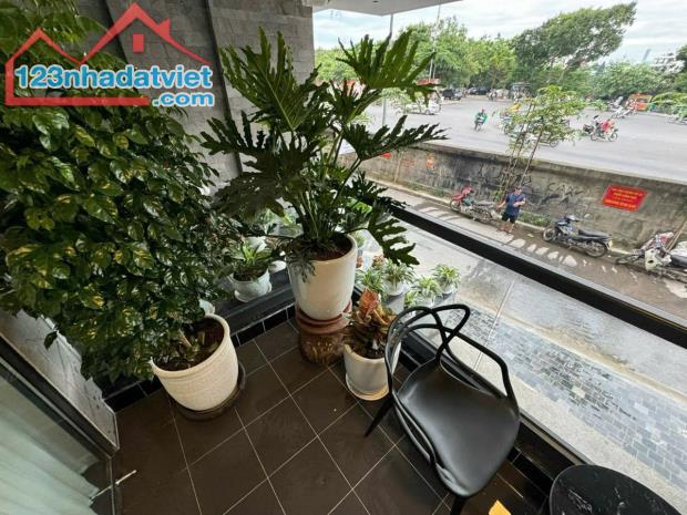 TOÀ NHÀ MẶT HỒ TÂY - NGÃ 5 ĐẸP NHẤT - VIEW TRỌN HỒ TÂY - CĂN HỘ CAO CẤP - 3