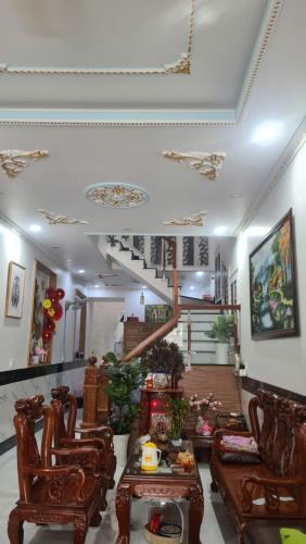 BÁN NHÀ MẶT TIỀN ĐƯỜNG LÊ THỊ HOA PHƯỜNG BÌNH CHIỂU - 1