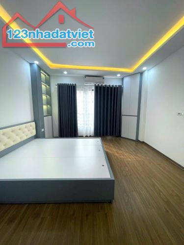 Nhà ngõ thông 138 Hạ Đình 30m2 x5 tầng; MT 3.9m giá 7.5 tỷ Quận Thanh Xuân - 2