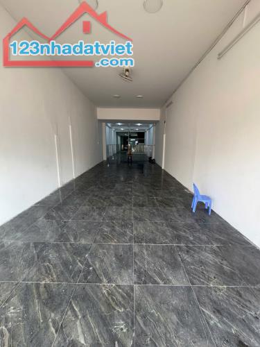 bán nhà có diện tích đất trên 200m2 mặt tiền đường nguyễn văn cừ phường an hòa giá dưới 20