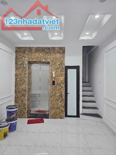 Kim Giang bán nhà 6 tầng x 45m thang máy KD  ô tô đỗ cửa sẵn tiện ích giá 12.85 tỷ - 2