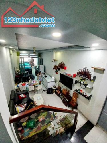 Nhà 3 tầng 83m2 mặt tiền kinh doanh cực đẹp đường số 17 sát chợ Chiều, Tân Kiểng Q7 18.2tỷ - 2