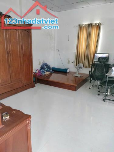 CỰC HÓT - CHÍNH CHỦ CẦN BÁN NHÀ SỐ  240/LƯU HỮU PHƯỚC - PHƯỜNG 15 - TP HỒ CHÍ MINH - 2