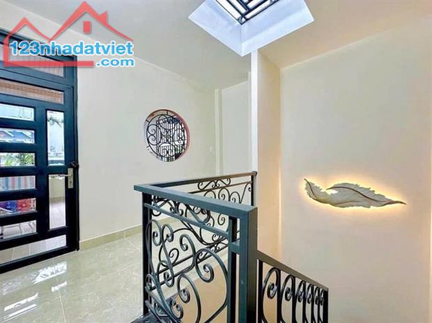 BÁN NHÀ ĐẸP LUNG LINH 4 TẦNG LÊ VĂN QUỚI – OTO ĐỖ CỬA 4M *14M NHỈNH 6 TỶ - 5