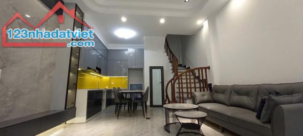 SIÊU PHẨM BÁT KHỐI - NHÀ MỚI XÂY - FULL NỘI THẤT - 2 PHÚT TỚI CẦU VĨNH TUY.