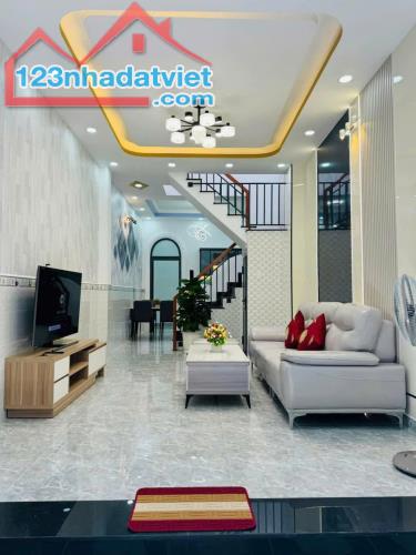 Bán nhà Hẻm 2.5m Bùi Quang Là, P12, GV, 3.7 x 13m, 2 tầng, 4.78 Tỷ TL - 1