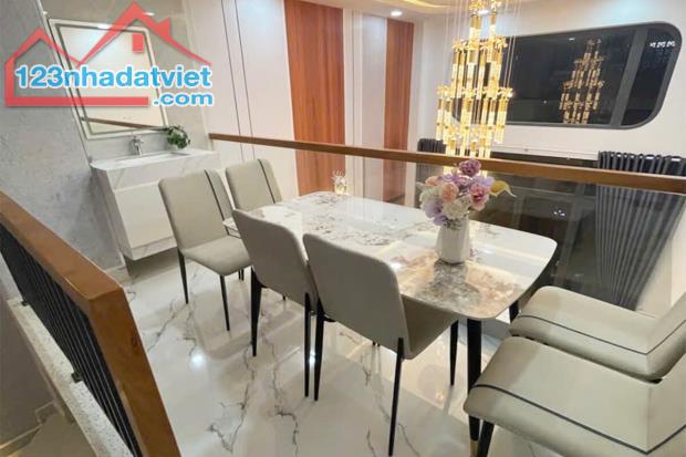 Bán nhà Đường số 21 - Trường Lương Thế Vinh, 4 Tầng 4.7m x 13.7m - Giá 7.2 tỷ TL - 3