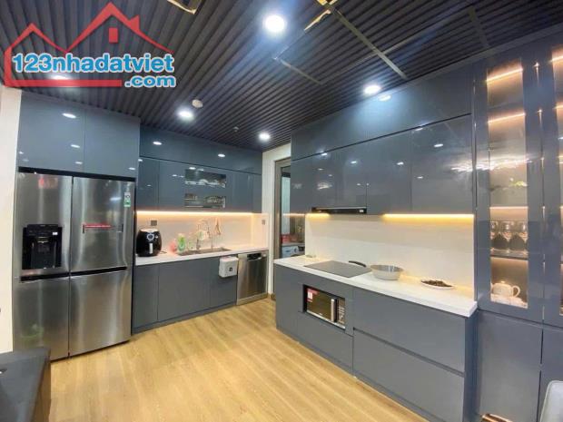 Bán nhà Chung cư V1 An Hưng Tera giá 6.35 tỷ, diện tích 90m2, tầng 26, mặt tiền 6m - 3