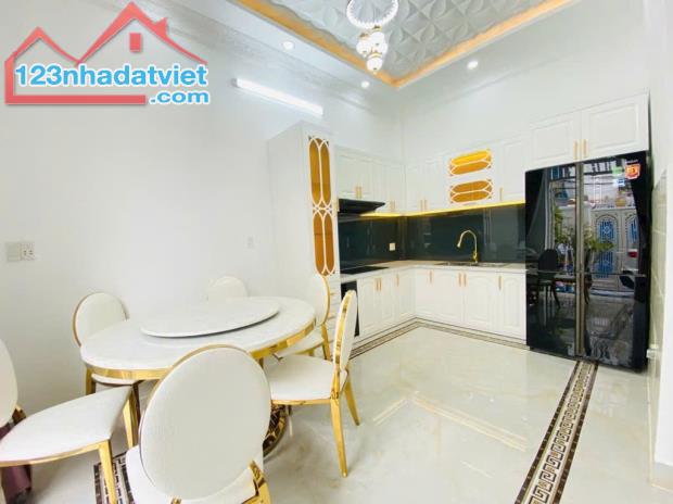 BÁN BIỆT THỰ MINI NGANG 9M GÓC 2 MẶT TIỀN HXH 6M - 3 TẦNG FULL NỘI THẤT - HUỲNH TẤN PHÁT - 3