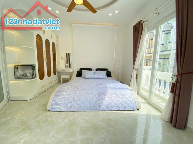 BÁN BIỆT THỰ MINI NGANG 9M GÓC 2 MẶT TIỀN HXH 6M - 3 TẦNG FULL NỘI THẤT - HUỲNH TẤN PHÁT - 5